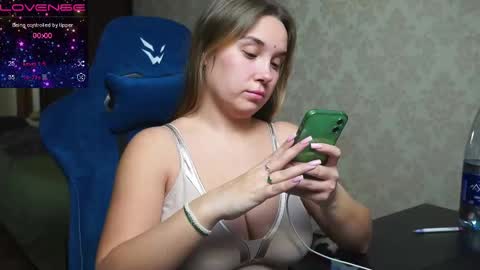 Snapshot of sandra_sww chatting on 03-02-25, 05:04 sandra sw and bigmen Give our more pleasurePVT IS OPEN online show from 03-02-25, 05:04