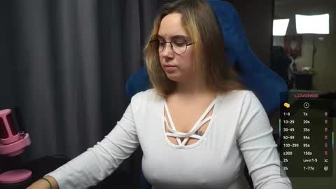 Snapshot of sandra_sww chatting on 01-09-26, 11:02 sandra sw and bigmen Give our more pleasurePVT IS OPEN online show from 01-09-26, 11:02