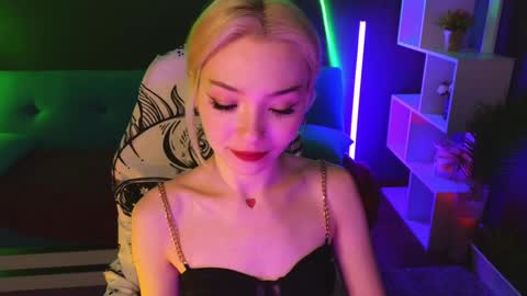 Snapshot of sandraboyl chatting on 02-02-25, 01:02 Sandy online show from 02-02-25, 01:02