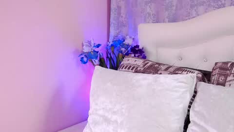 Sandra online show from 04-11-26, 09:24