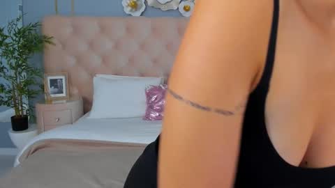 San online show from 09-15-25, 03:17