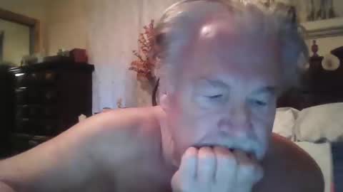 Snapshot of sandy5662 chatting on 10-12-25, 12:37 sandy5662 online show from 10-12-25, 12:37