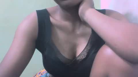 sandy735579 online show from 02-18-26, 06:20