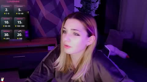 sandy_belle88 online show from 10-09-25, 09:13