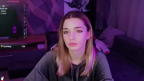 sandy_belle88 online show from 11-19-25, 09:15