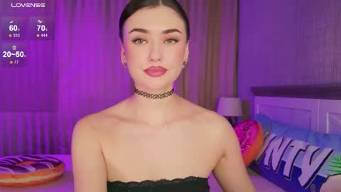 Sandy online show from 11-18-25, 01:33