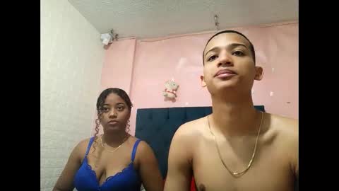 Snapshot of saniasex2025 chatting on 11-22-25, 01:32 saniasex2025 online show from 11-22-25, 01:32