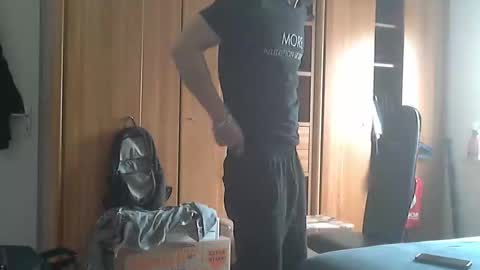 Snapshot of sanja72 chatting on 11-14-25, 01:21 sanja72 online show from 11-14-25, 01:21