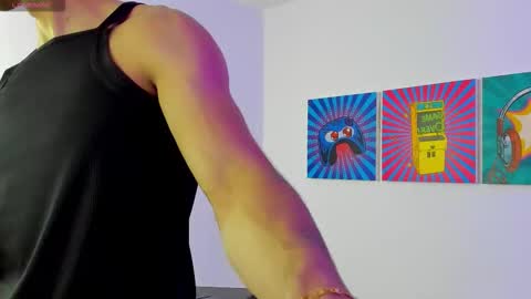 Snapshot of santana_maximo chatting on 02-17-26, 12:45 Maximo Santana online show from 02-17-26, 12:45