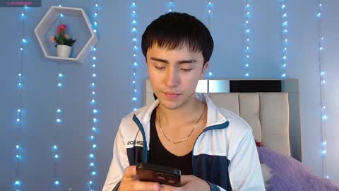 santi_fabulous online show from 12-03-24, 09:23