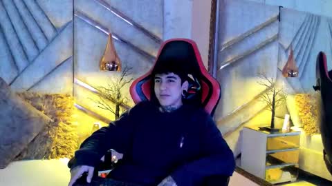 SantiAbader online show from 11-19-25, 12:05