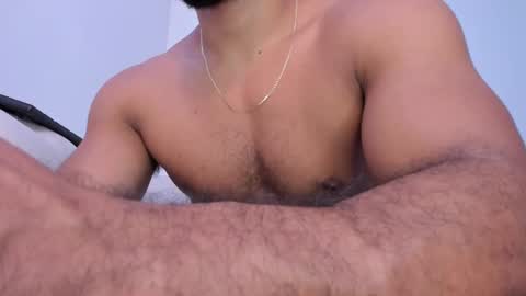 santiago_huntt online show from 03-11-25, 12:44