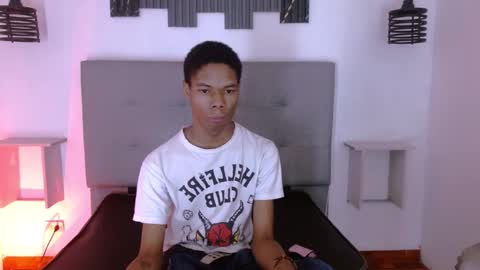 Santiiiiii  online show from 02-23-26, 12:35