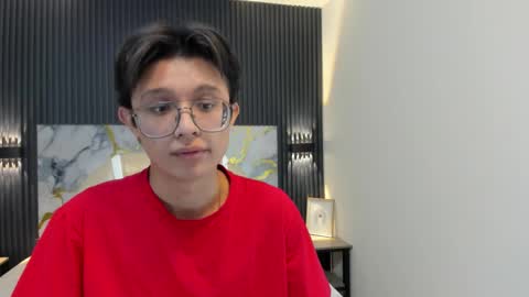 santiago_russo18 online show from 11-23-25, 02:55