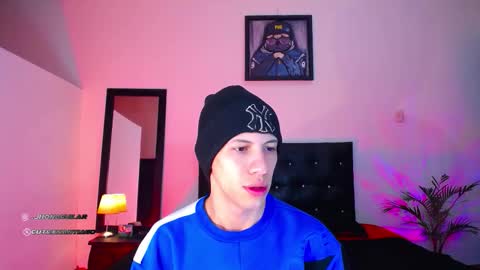 SANTAGO online show from 10-25-25, 11:51