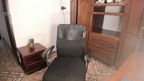 Julius Novachrono  online show from 12-06-24, 11:57