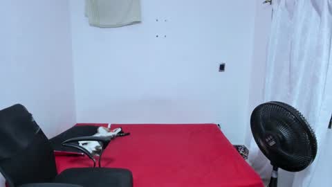 Julius Novachrono  online show from 02-02-25, 12:40