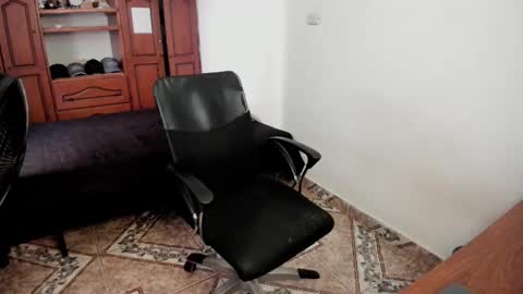 Julius Novachrono  online show from 03-12-25, 10:17