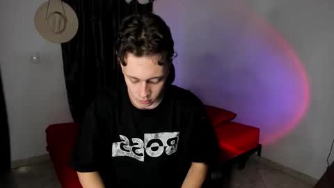 Julius Novachrono  online show from 12-20-25, 05:36