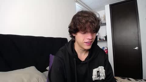 Santii online show from 03-08-25, 01:25