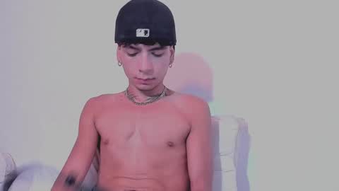 Snapshot of santy_0908 chatting on 02-03-26, 09:53 santy online show from 02-03-26, 09:53