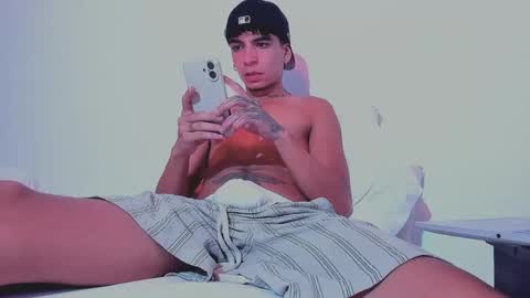 Snapshot of santy_0908 chatting on 02-10-26, 07:45 santy online show from 02-10-26, 07:45