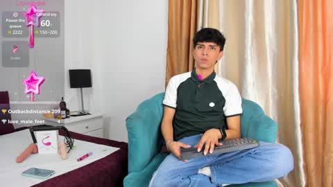 Santiago Carrington online show from 01-11-25, 05:29