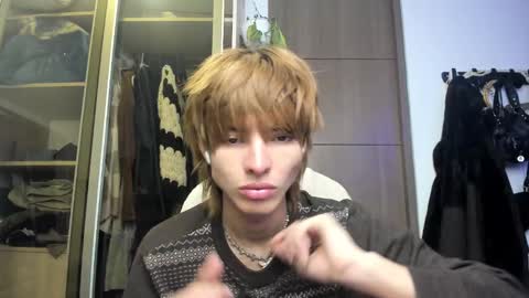 kitty online show from 03-04-25, 02:49