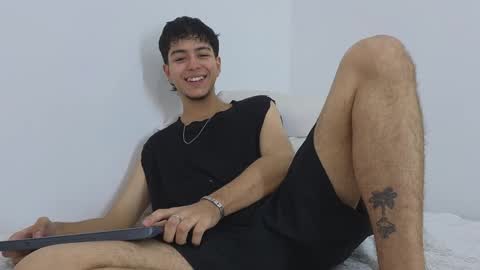 santybig18 online show from 12-16-24, 06:16