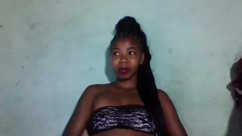 sanyah0123 online show from 11-25-25, 02:17