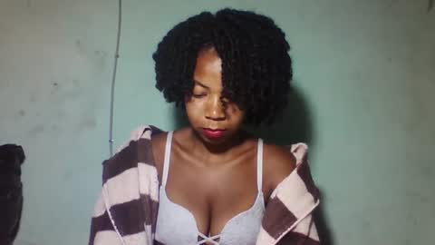 sanyah0123 online show from 01-15-26, 06:51