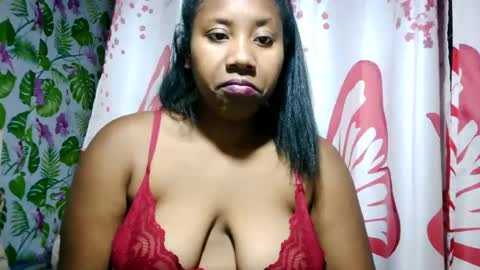 Snapshot of sanyah513 chatting on 06-26-26, 01:04 sanya online show from 06-26-26, 01:04