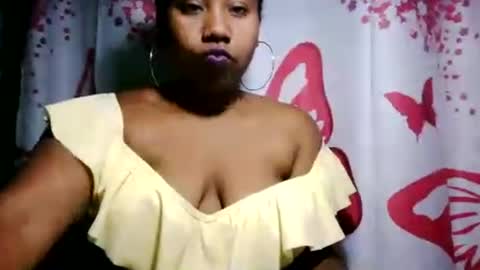 Snapshot of sanyah513 chatting on 07-01-26, 06:29 sanya online show from 07-01-26, 06:29
