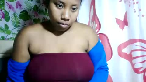 Snapshot of sanyah513 chatting on 07-07-26, 10:41 sanya online show from 07-07-26, 10:41