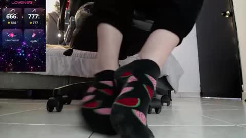 sanyaseraphine0 online show from 12-19-25, 07:43