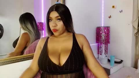 Snapshot of saori_evanss chatting on 09-28-25, 02:06 Saori Evans  online show from 09-28-25, 02:06