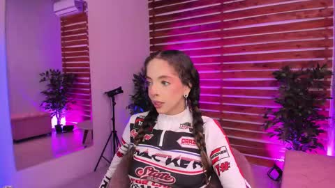 Valerin online show from 11-28-25, 01:30