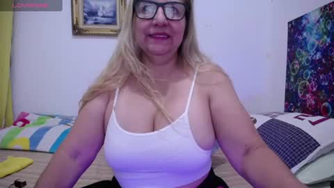 Snapshot of sara211 chatting on 06-13-26, 12:41 sara online show from 06-13-26, 12:41