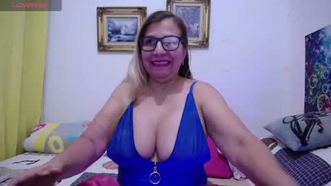 Snapshot of sara211 chatting on 07-15-26, 02:06 sara online show from 07-15-26, 02:06