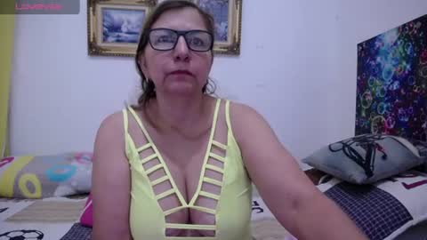 Snapshot of sara211 chatting on 07-15-26, 02:11 sara online show from 07-15-26, 02:11