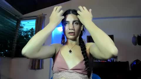 Snapshot of sara_221 chatting on 02-24-25, 11:19 Sara online show from 02-24-25, 11:19