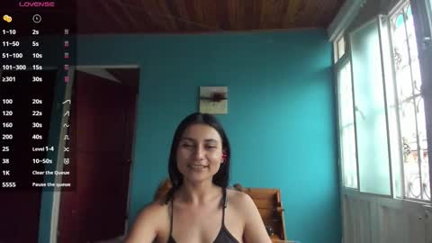 Snapshot of sara_221 chatting on 10-22-25, 10:31 Sara online show from 10-22-25, 10:31