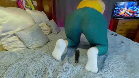 Snapshot of sara__foxy chatting on 02-19-25, 11:06 sara  foxy online show from 02-19-25, 11:06