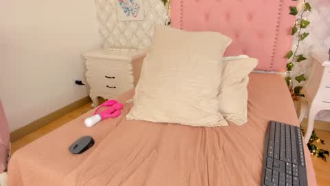 Sara online show from 01-23-25, 07:00