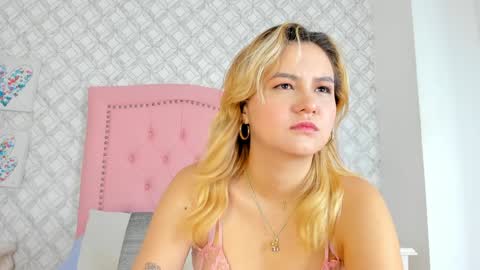 Sara online show from 02-04-25, 03:44