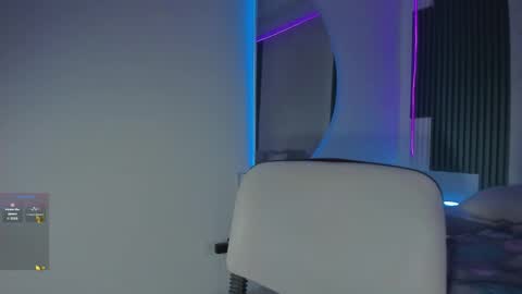 sara allenx online show from 10-10-25, 02:05