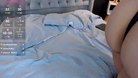 YENIFER  online show from 02-11-25, 05:40