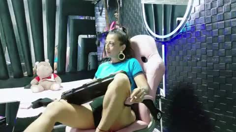 no limits sarah online show from 01-31-25, 03:52