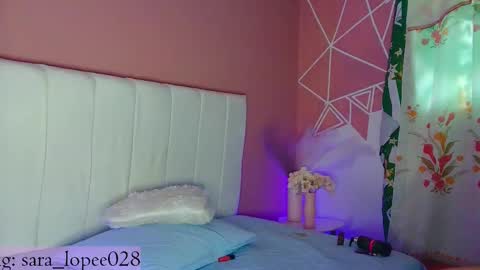 sara_lopee1 online show from 02-23-25, 12:16