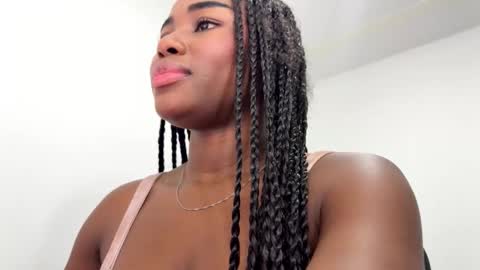 Sara online show from 02-25-26, 05:44